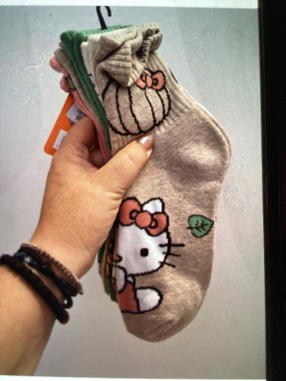New Autumn Hello Kitty Socks-5 pack